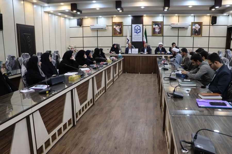 نشست صمیمی اعضای هیأت علمی دانشگاه فرهنگیان گیلان با معاون آموزشی و تحصیلات تکمیلی دانشگاه فرهنگیان 6