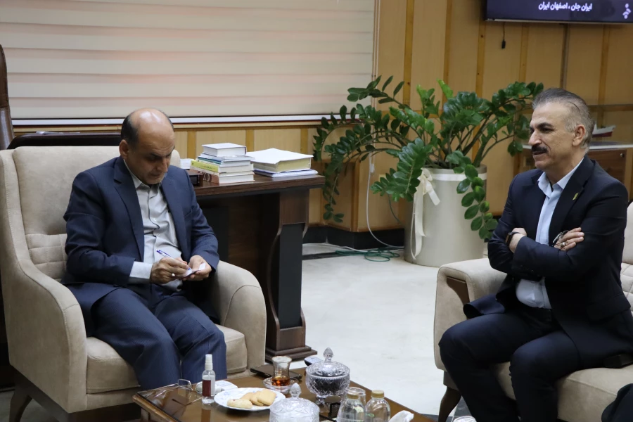 دیدار معاونت آموزشی وتحصیلات تکمیلی  دانشگاه فرهنگیان کشور و هیات همراه با  دکتر حق شناس استاندار گیلان

 2