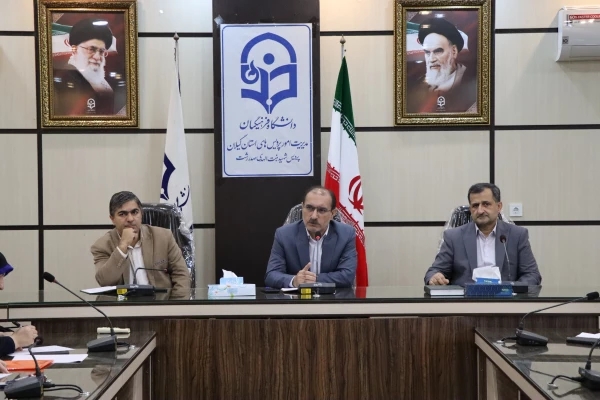 نشست سرپرست دانشگاه با کارکنان  2