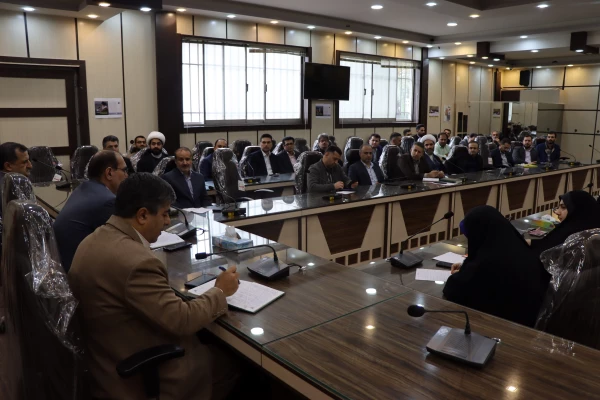 نشست سرپرست دانشگاه با کارکنان  4