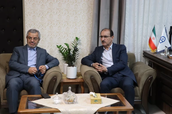 دیدار نماینده شهر رشت با سرپرست دانشگاه 2