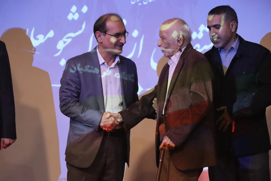 آیین استقبال از نودانشجو معلمان ورودی ۱۴۰۴ 4