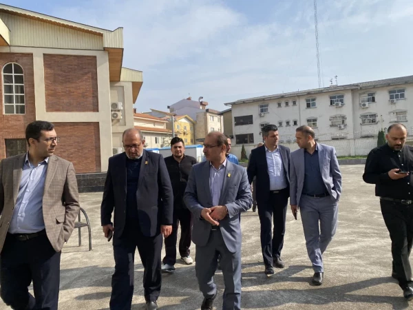 دکتر دلقندی معاونت برنامه ریزی و توسعه منابع از زوج جوان دانشگاه فرهنگیان گیلان تقدیر کردند 5