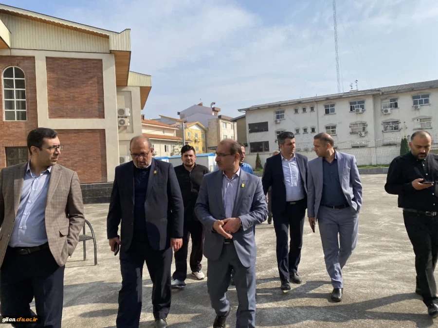 دکتر دلقندی معاونت برنامه ریزی و توسعه منابع از زوج جوان دانشگاه فرهنگیان گیلان تقدیر کردند 5