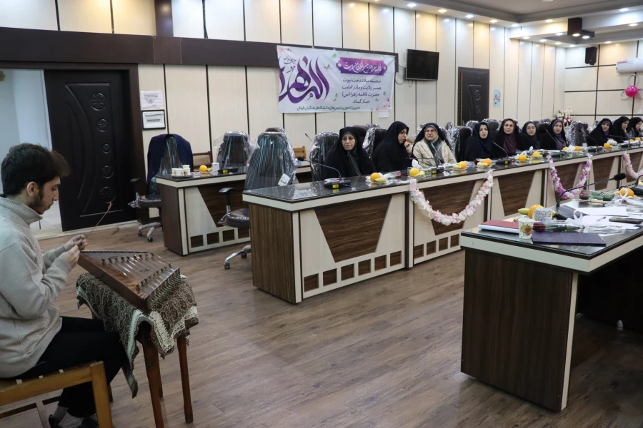 نشست ریاست دانشگاه فرهنگیان گیلان با بانوان به مناسبت گرامیداشت روز زن 13