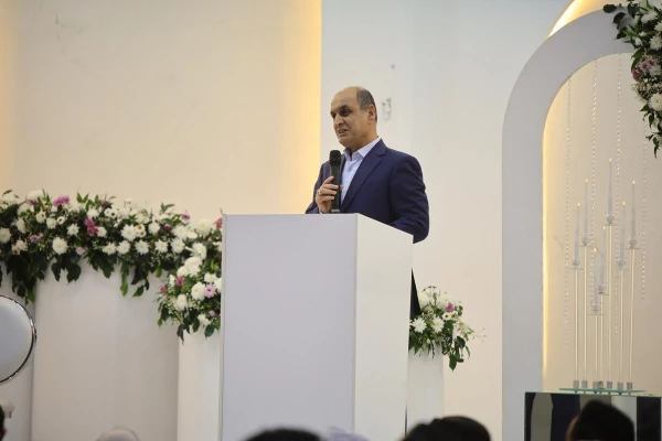 در جشن ازدواج دانشجو معلمان دانشگاه فرهنگیان؛استاندار گیلان بر تقویت برنامه های حمایتی ازدواج جوانان تأکید کرد. 2