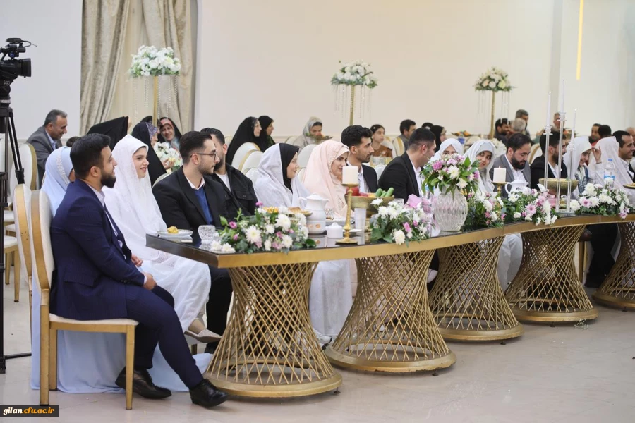 در جشن ازدواج دانشجو معلمان دانشگاه فرهنگیان؛استاندار گیلان بر تقویت برنامه های حمایتی ازدواج جوانان تأکید کرد. 2