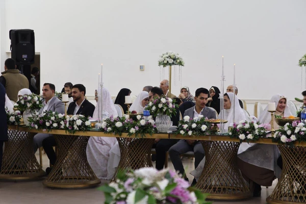 در جشن ازدواج دانشجو معلمان دانشگاه فرهنگیان؛استاندار گیلان بر تقویت برنامه های حمایتی ازدواج جوانان تأکید کرد. 2