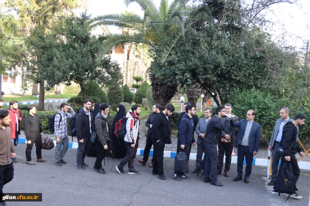 اعزام دانشجویان دانشگاه فرهنگیان گیلان به مناطق عملیاتی جنوب کشور در قالب کاروان راهیان نور