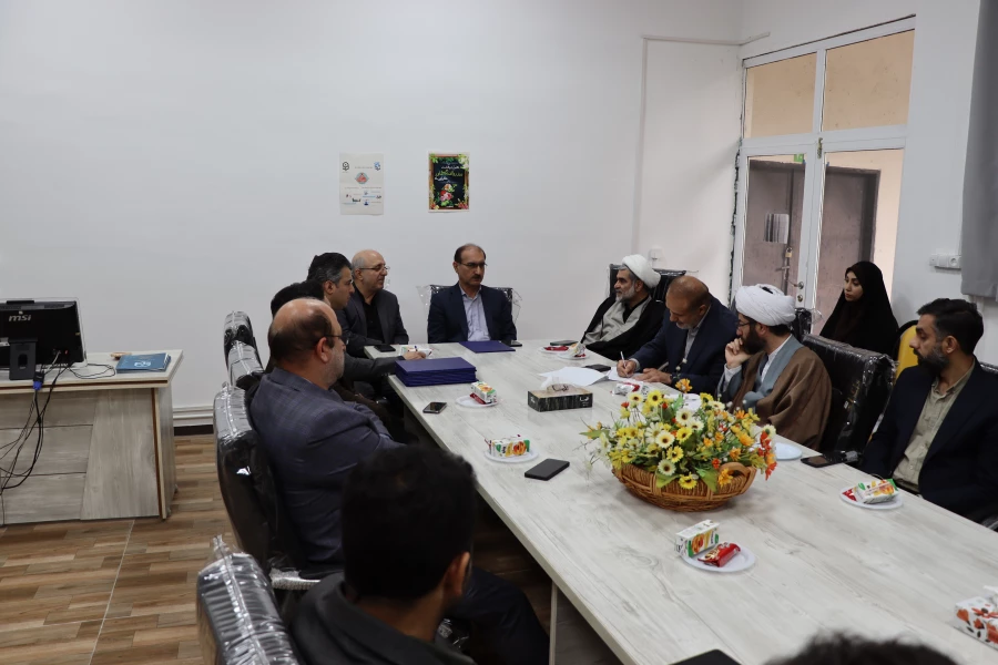 سرپرست دانشگاه فرهنگیان گیلان:
شعار امسال دانشگاه توسعه کیفیت محور در سایه وحدت می باشد. 2
