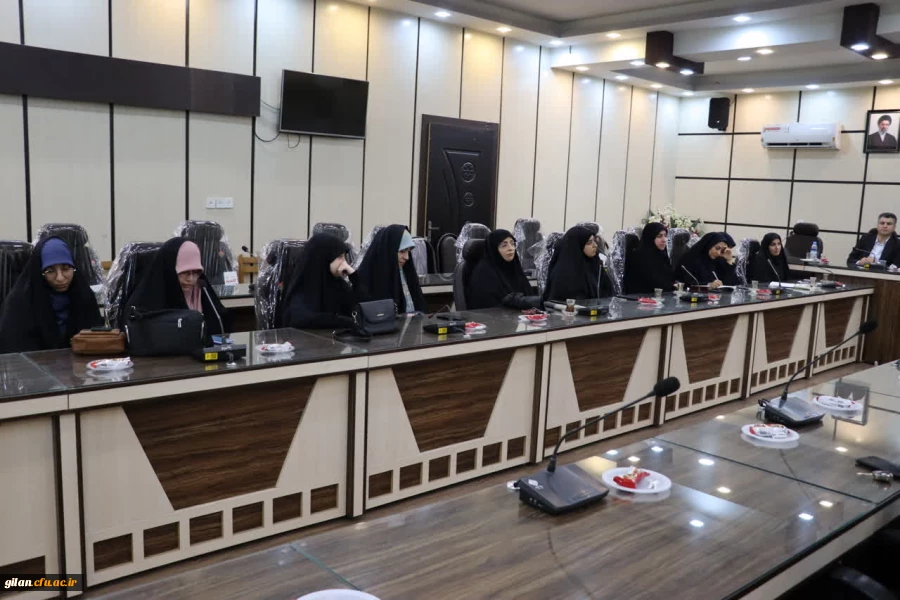 دیدار معاون فرهنگی و تربیتی سازمان مرکزی دانشگاه فرهنگیان با تعدادی از اعضای شورای فرهنگی و دانشجومعلمان دانشگاه فرهنگیان گیلان 4